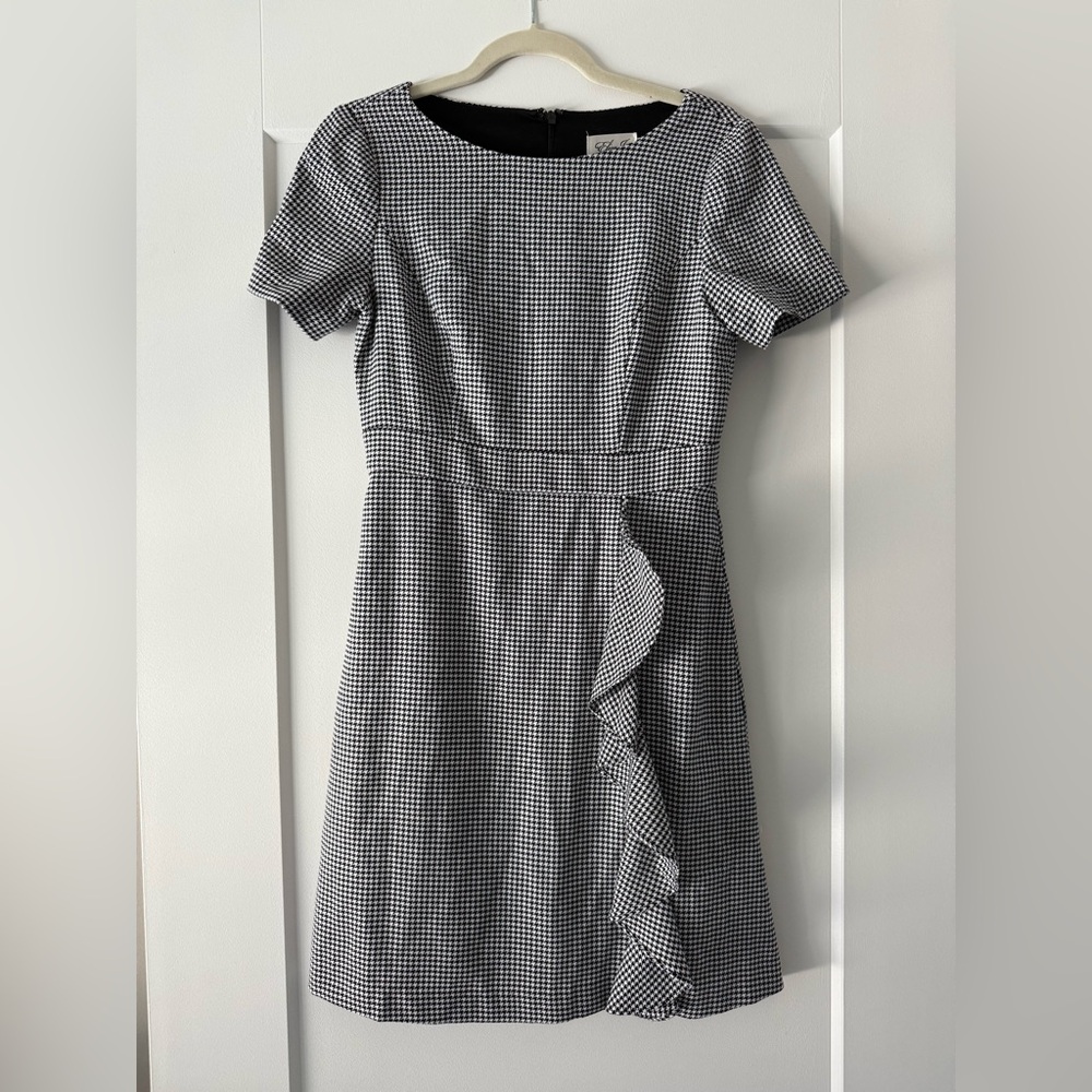 Eliza J Short Sleeve Houndstooth Dress